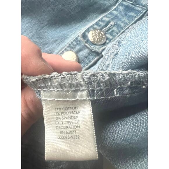 Distressed Womens Denim Jacket Embellished Broken In Cowgirl Plus Size 2X - Picture 8 of 8